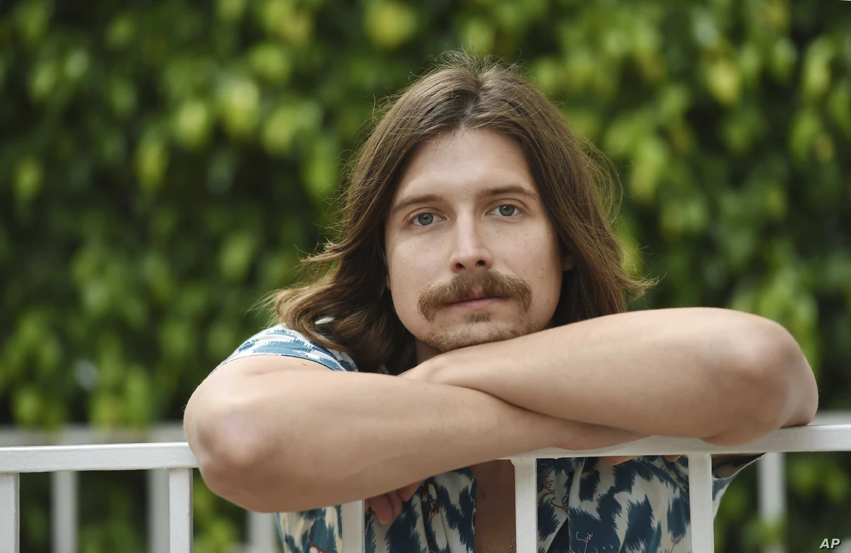 Joe Janiak | Marina and the Diamonds Wiki | Fandom
