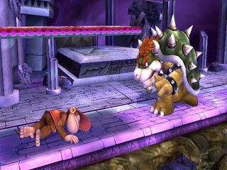 Bowser (Bando de White) derrotando a Diddy Kong