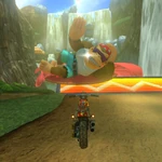 MK8D Screenshot Funky Kong Sprungturbo Bike 1