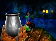 DK64 Screenshot Aqua Alptraum Chunky Kong Bananen 5.png (84 KB) Donkey Kong 64