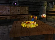 DK64 Screenshot Fabrik Fatal Tiny Kong Bananen 2.png (84 KB) Donkey Kong 64