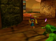 DK64 Screenshot Azteken Arena Tiny Kong Bananen 3.png (74 KB) Donkey Kong 64