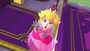 Tiara sur la tête de la princesse Peach