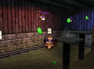 DK64 Screenshot Fabrik Fatal Chunky Kong Bananen 5.png (100 KB) Donkey Kong 64