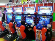 4 Mario Kart GP cabnets side-by side..jpg (95 KB) Four Mario Kart GP cabnets side-by-side.