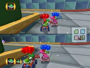 640px-BlockCity-BalloonBattle-MKDD.png (359 KB) Block City in Mario Kart: Double Dash!!.