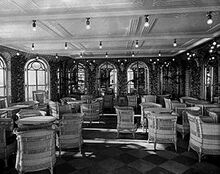 270px-Veranda café on RMS Olympic