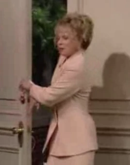 Rhonda Aldrich as Judy