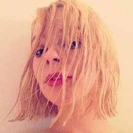 Tumblr mwj3klQQc91qgf9flo1 1280