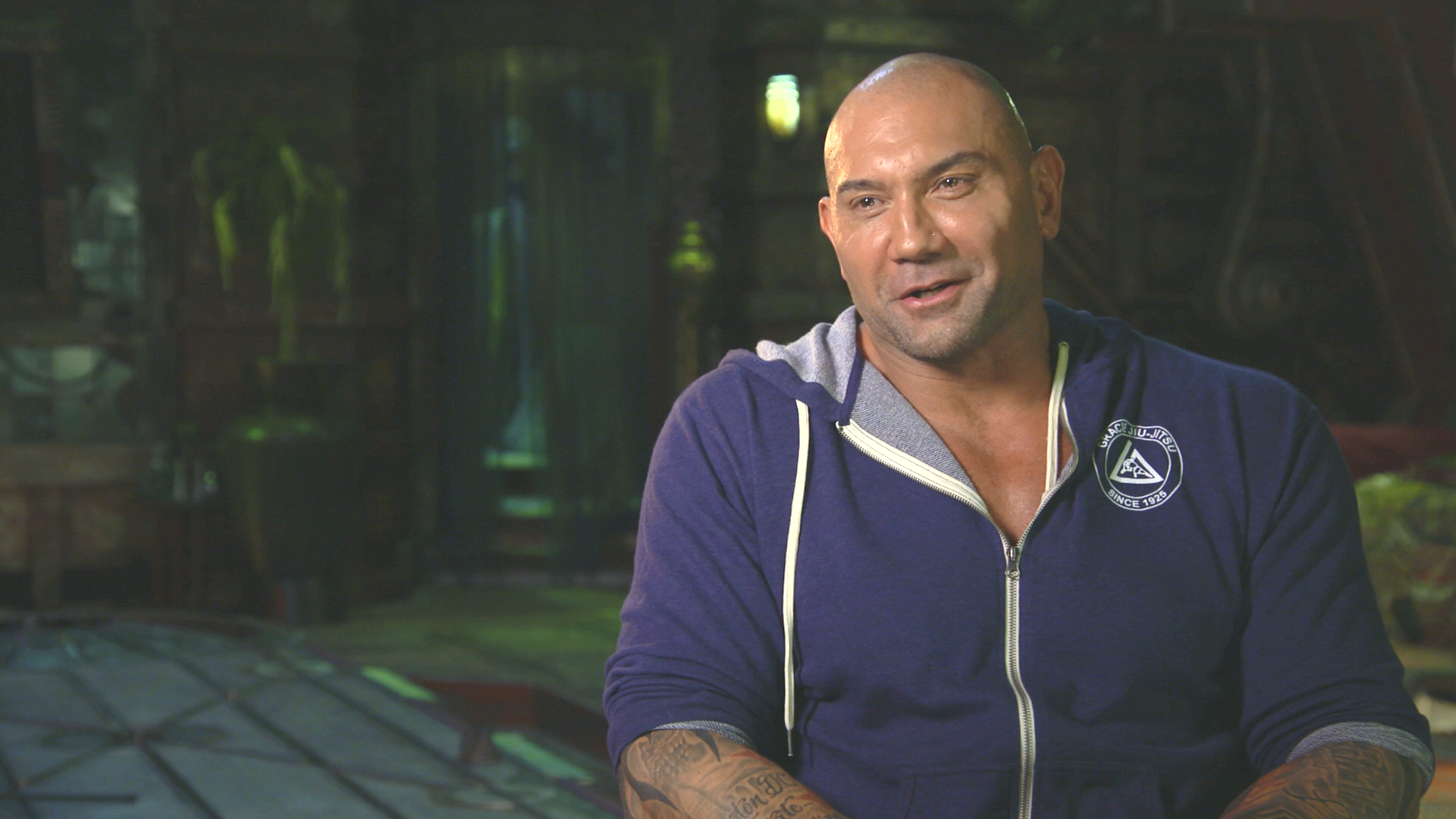 Dave used to be a bouncer: What to Do When 289 lbs Muscled Hunk Dave  Bautista Tries to Choke You Out? Jiu-Jitsu Black Belt Effortlessly Slams  the Marvel Star - FandomWire