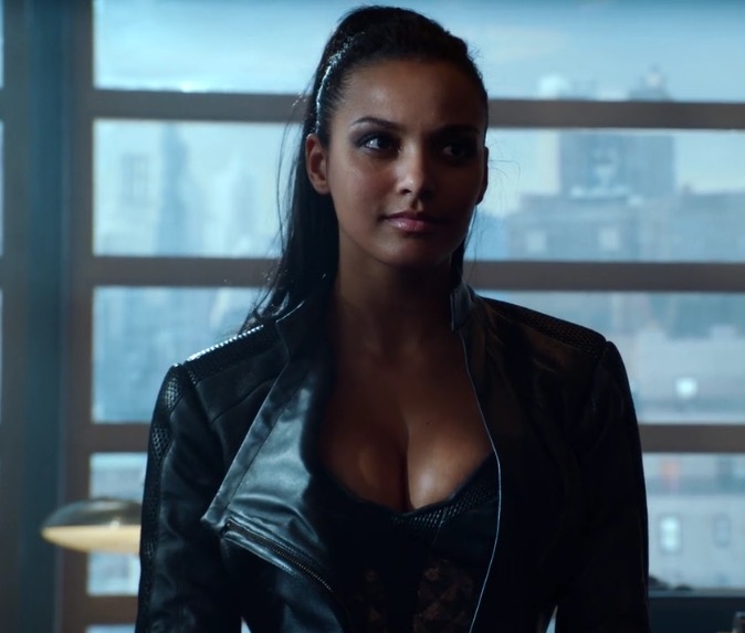 veronica-belmont-cleavage