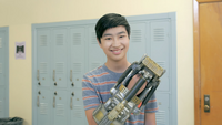 TinyWithShockerGuantlet