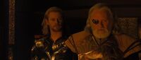 Тор и Один обсуждают будущее Асгарда - Тор (фильм)