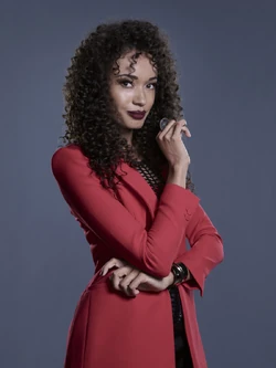 Astra Logue Arrowverse Earth-1