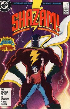 洋書 1977 BATMAN SHAZAM バットマン シャザム コミック　2冊 洋書 1977 BATMAN SHAZAM バットマン シャザム コミック 2冊