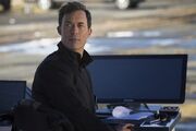 Harrison Wells (Arrowverse) 001