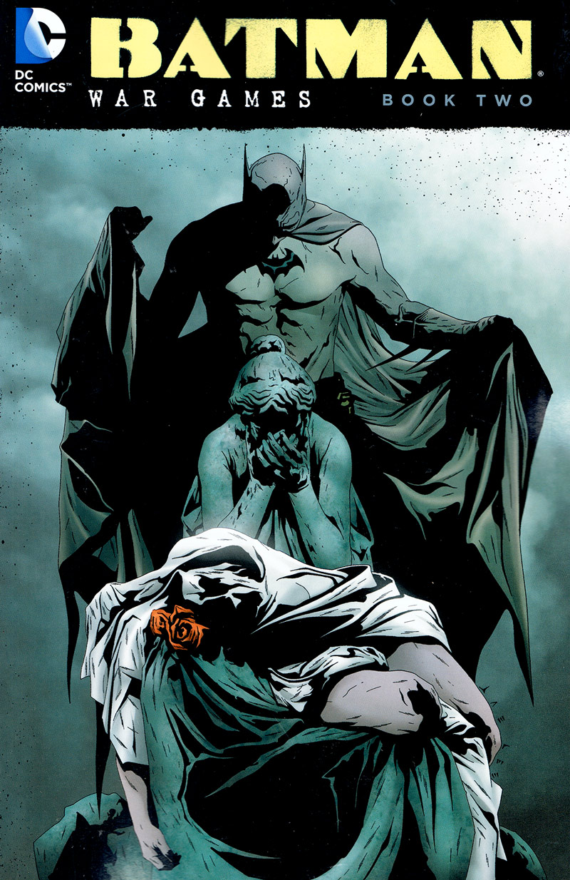 洋書 Batman: War Games Complete TPB Batman War Games TP Book One: Amazon.co.uk: Gabrych