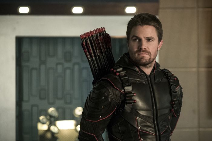 Oliver Queen Arrowverse Earth X Dc Database Fandom 