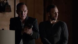 Phil-Coulson-Lance-Hunter-shot-Gonzales-soldiers