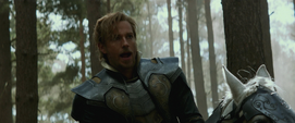 Fandral luchando en el bosque de Vanaheim.