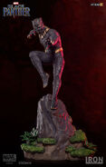 Erik Killmonger Battle Statue by Iron Studios