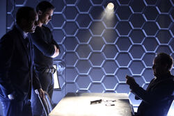 Agents-Of-SHIELD04