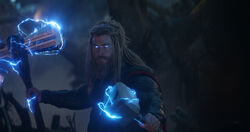 Stormbreaker & Mjolnir (Endgame)