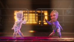 Groot e Iwua en su duelo de baile