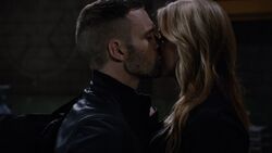 Hunter and Bobbi kiss