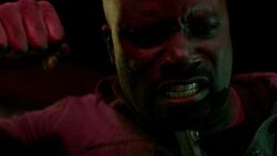 LukeCage-vs-Shotgun-RedLight