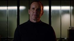 Phil-Coulson-speaks-to-Maria-Hill-S2E19