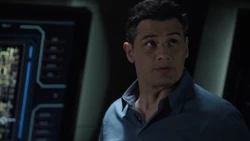 Sousa decides to prepare for an evacuation