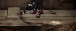 Hela choking Thor