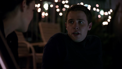 Leo Fitz (1x20)