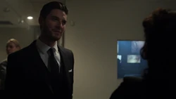 Билли Руссо знакомится с .