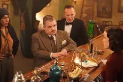 Колсон узнаёт о миссии .