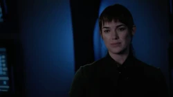 Simmons defends her actions