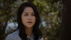 Кора знакомится с .