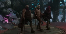 Van Dyne flying a creature to 