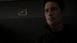 Уорд совершает предательство