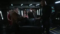 Колсон и  готовятся к миссии.