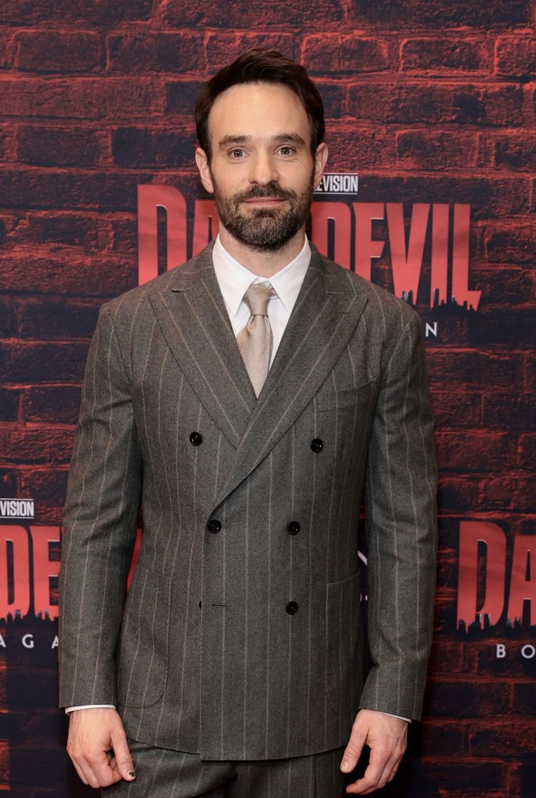 Charlie Cox Height - How tall