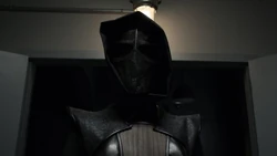 Руби приказывает солдатам убить всех агентов.