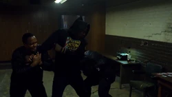  fights off multiple drug dealers