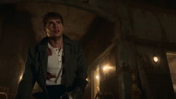 Штайн завершает круг из соли, заключая  в ловушке