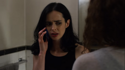 Jessica Jones - 2x09 - AKA Shark in the Bathtub, Monster in the Bed - Jessica (2)