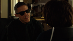 ShadesAdvisingDillard-S2E1-3.png