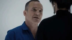  говорит , что смерть - это суперспособность.