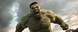 Thor Ragnarok-HulkIsBackToFight.jpg
