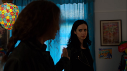 Jessica Jones - 2x09 - AKA Shark in the Bathtub, Monster in the Bed - Alisa and Jessica